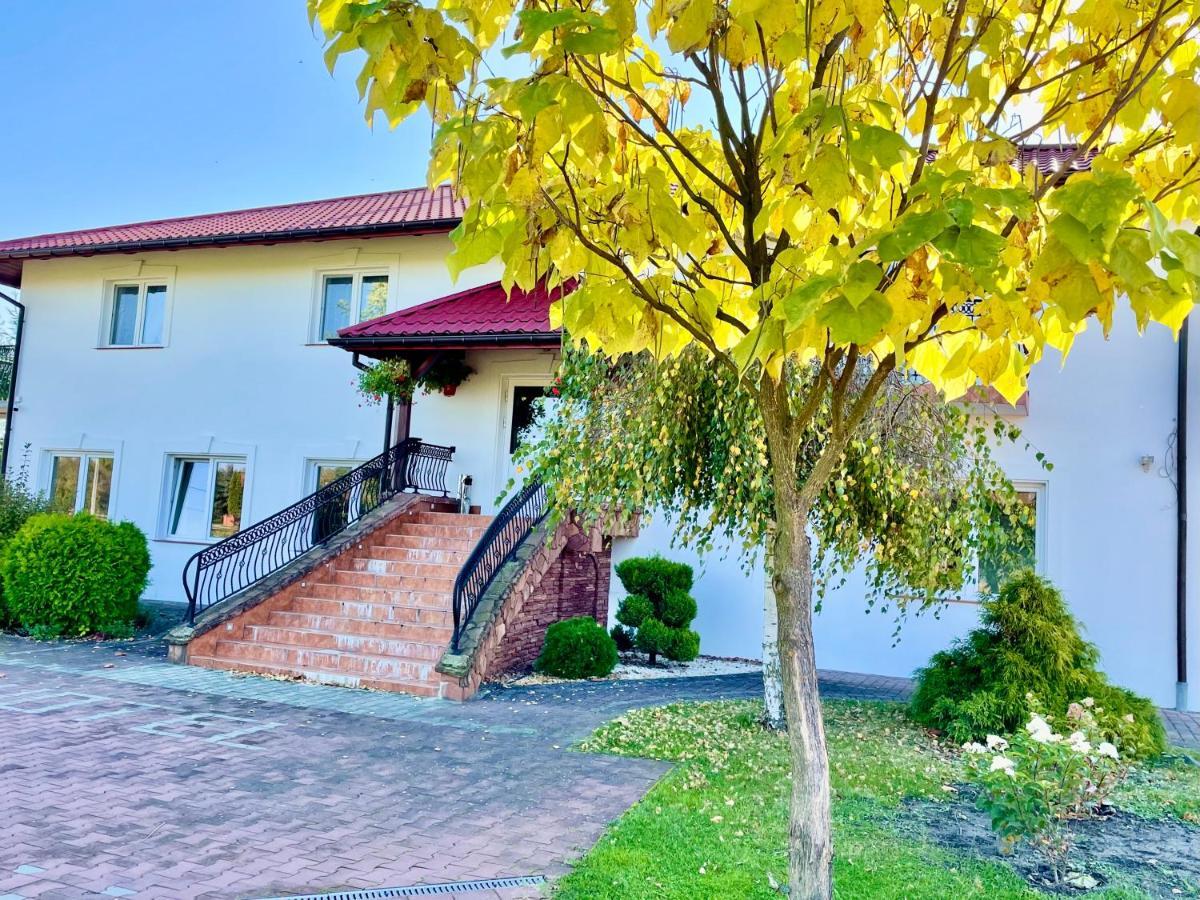 Zajazd Gielarek Grebow Exterior foto